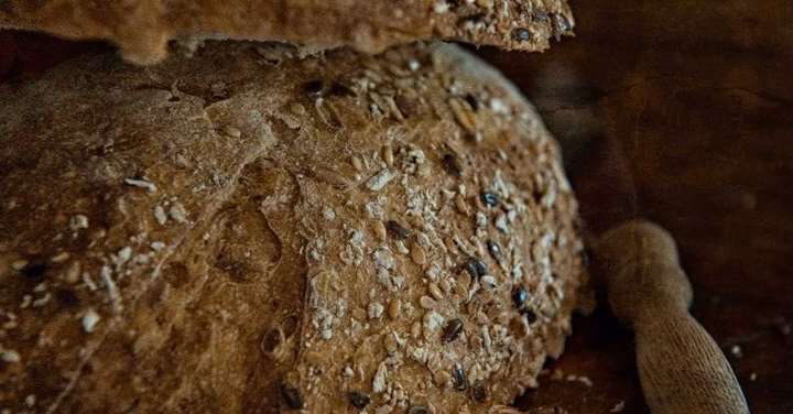 Healthiest Breads: 20 Breads Ranked (from Best to Worst)
