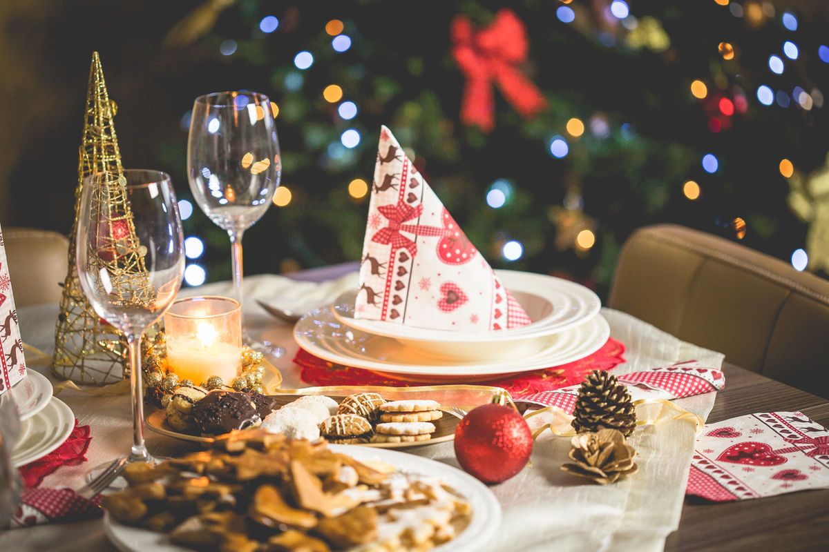 Staying Healthy and Hydrated During the Holidays